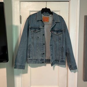 Levi’s denim jacket